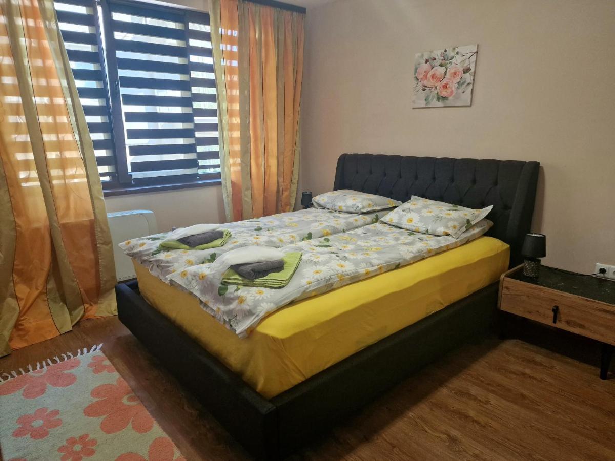 Studio Kamelia Kazanlŭk Exteriér fotografie